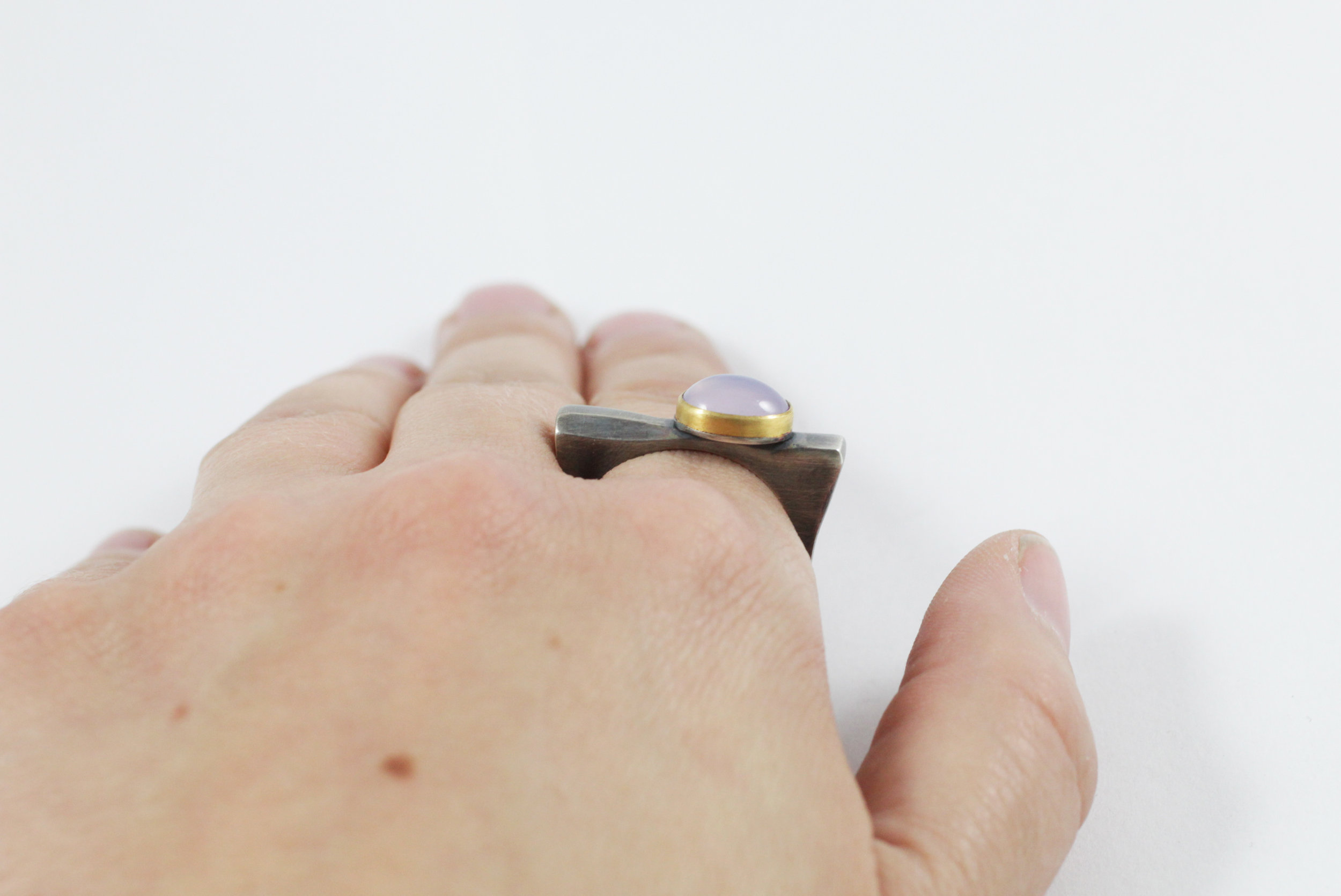 wavesandfacetsring_006.jpg