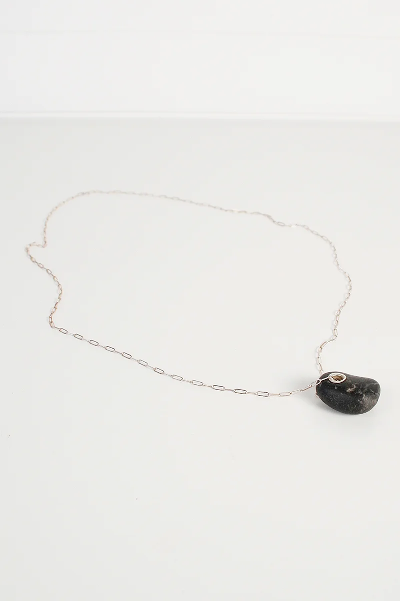 Edition-Local-and-Kurtis-Major-Locust-House-Agate-Necklace-6.jpg