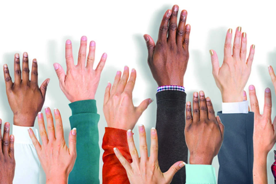 CSQ10-volunteering-hands-960.jpg