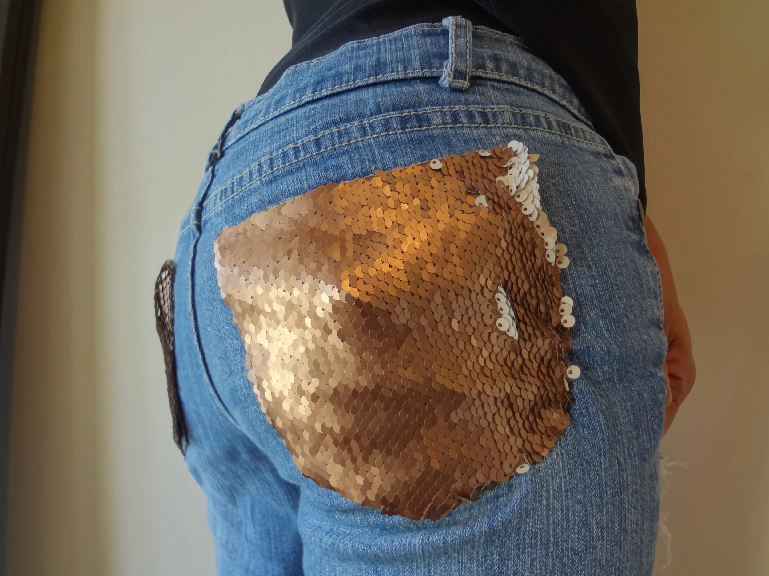 Andrea-Fenise-Sequin-Pocket-Jeans