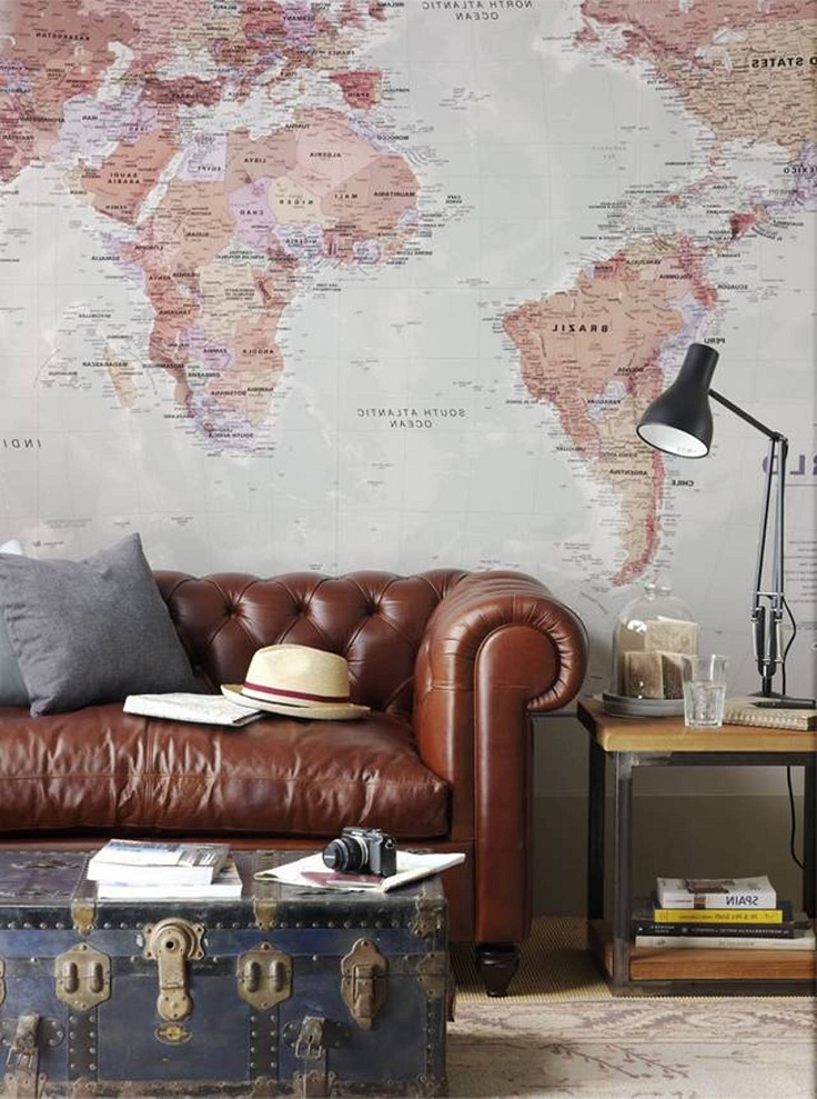 Andrea-Fenise-Decorating-With-Maps