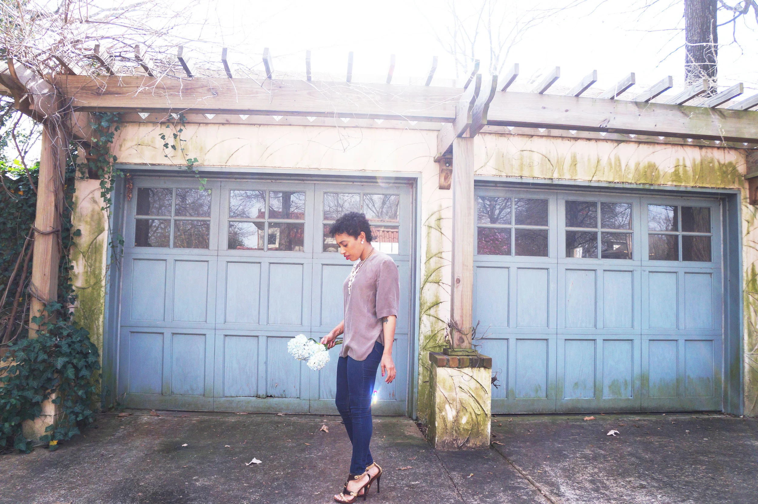 Andrea Fenise Memphis Fashion Blogger shares how to slow down for spring 