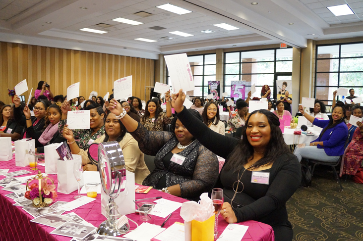 Andrea Fenise Memphis Fashion Blogger experiences Rock Your Crown 2017