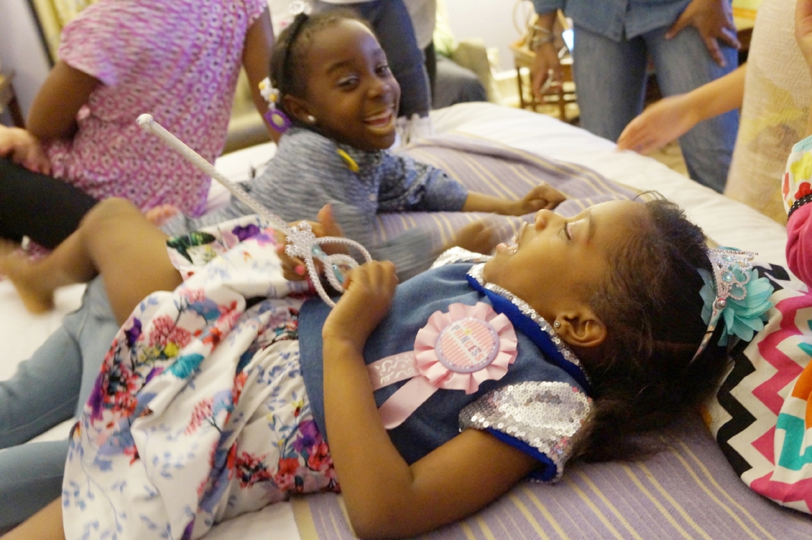 Andrea Fenise Memphis Fashion Blogger | Five Ways to Teach Your Daughter How to be a Good Friend