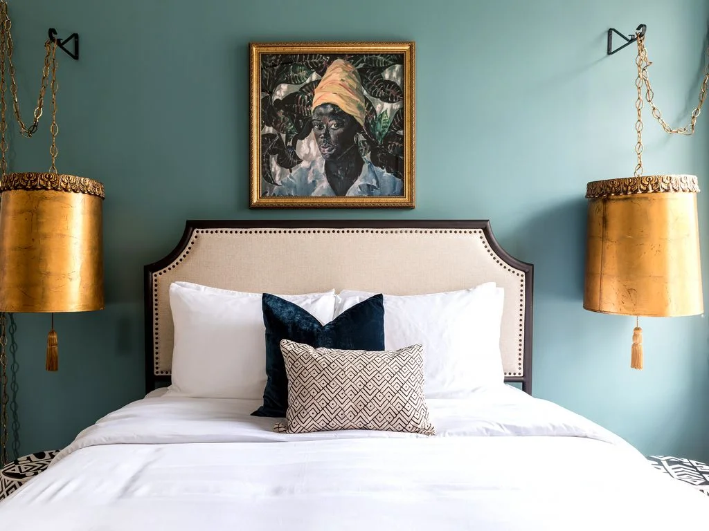 Andrea Fenise Memphis Fashion Blogger and Memphis Travel Blogger shares While in New Orleans: Stay at Sonders AIRBNB