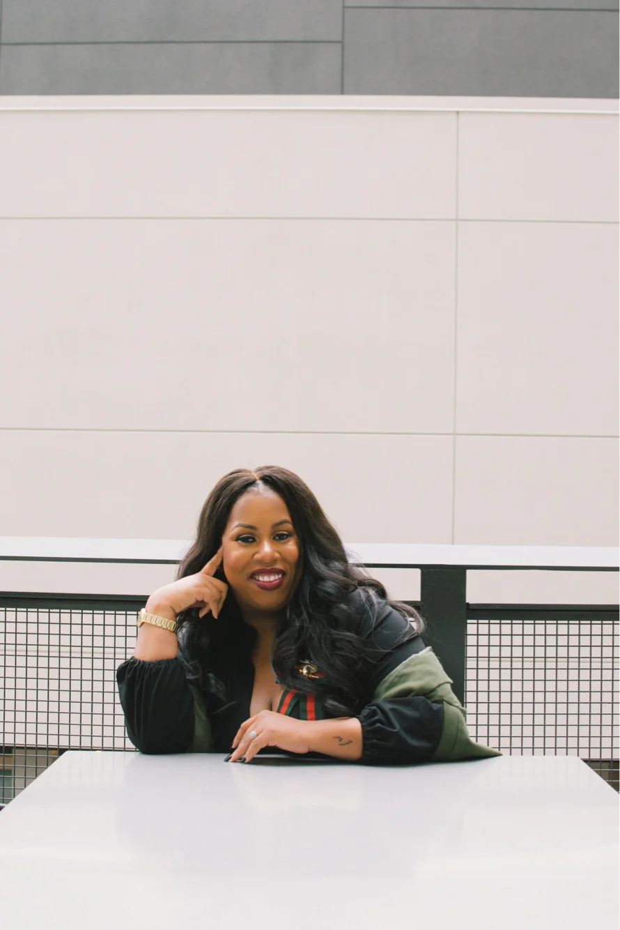 Andrea Fenise Memphis Fashion Blogger features Wendy Laybourn for Working Woman feature
