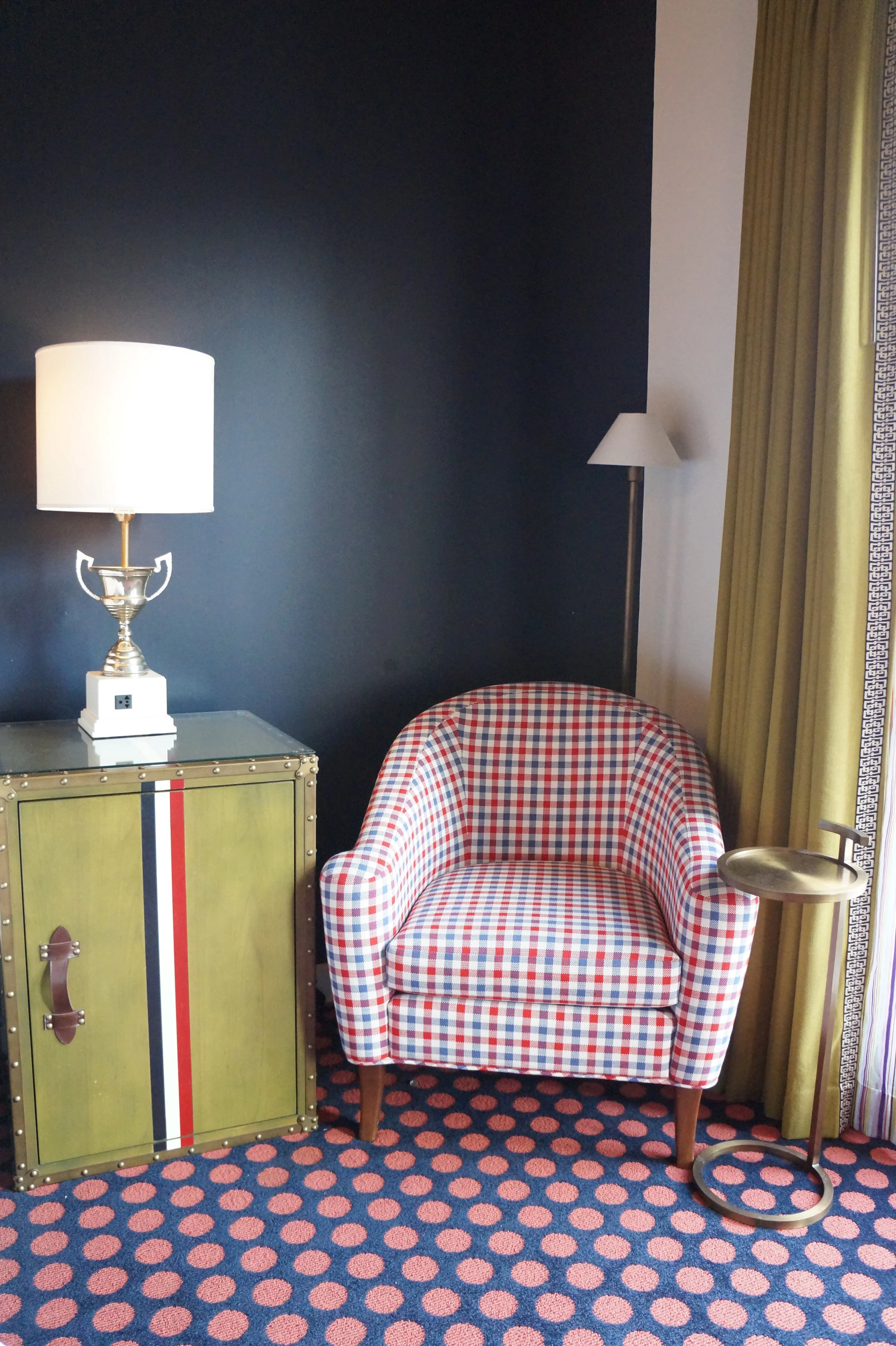 Andrea Fenise Memphis Fashion Blogger and Travel Blogger shares stay at The Graduate Hotel at Oxford
