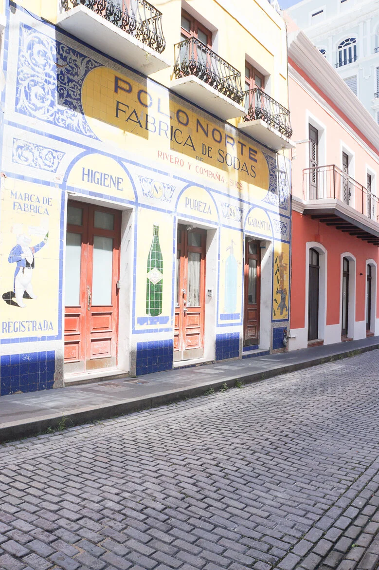 Andrea Fenise Memphis Fashion Blogger and Black Travel Blogger shares a trip to Puerto Rico and things to do