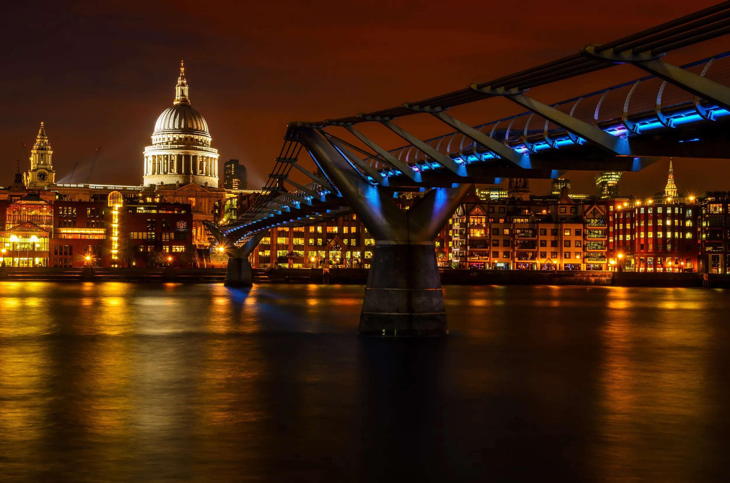 Millenium Bridge and St Paul's Cathedral