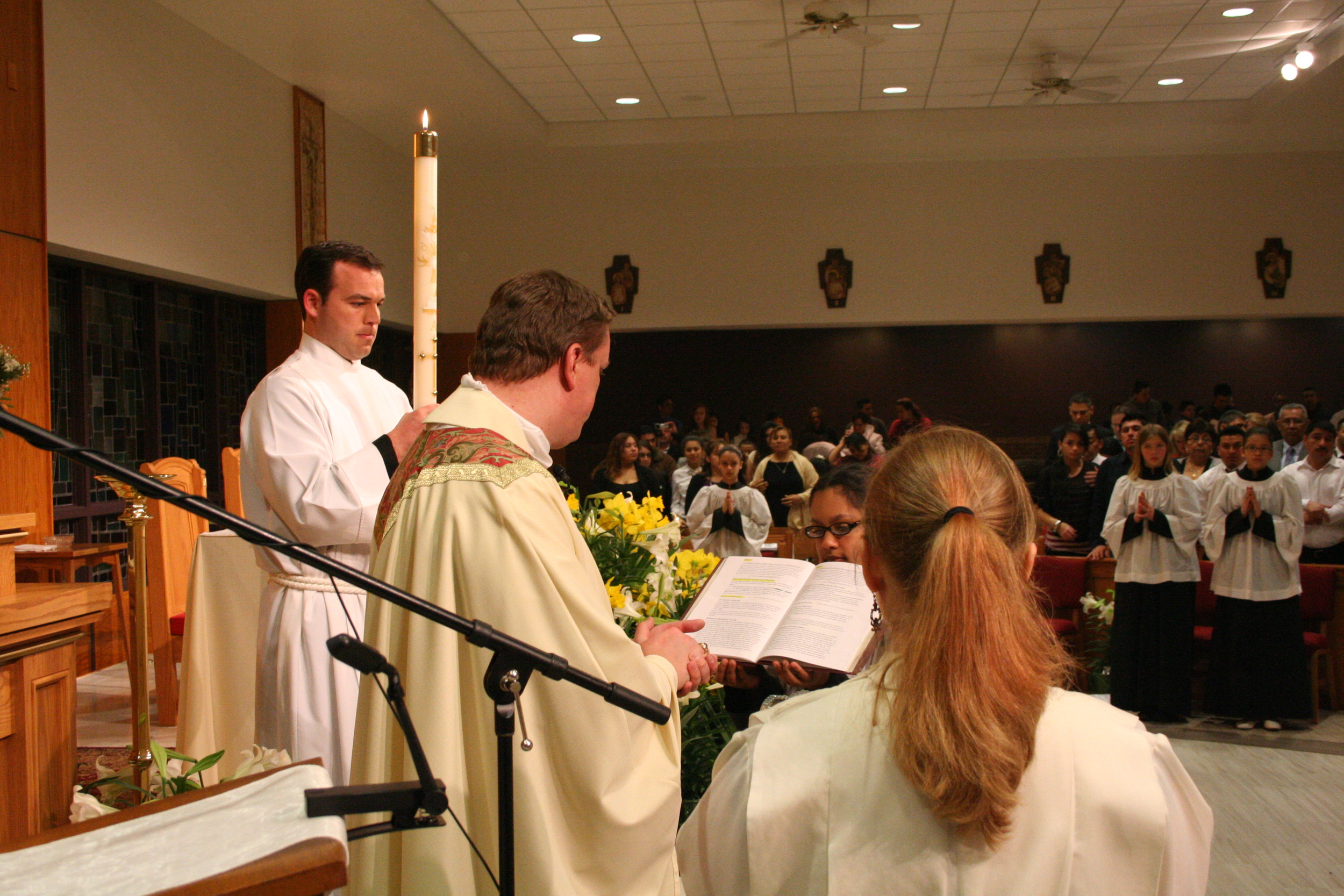 EasterVigil2013 (29).JPG