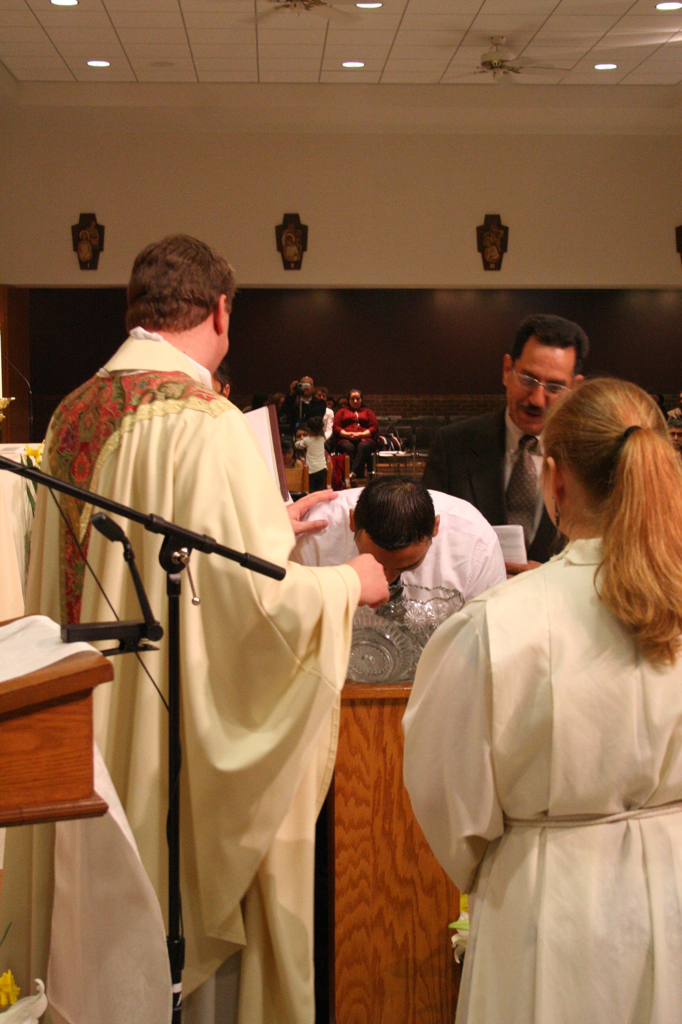 EasterVigil2013 (36).JPG