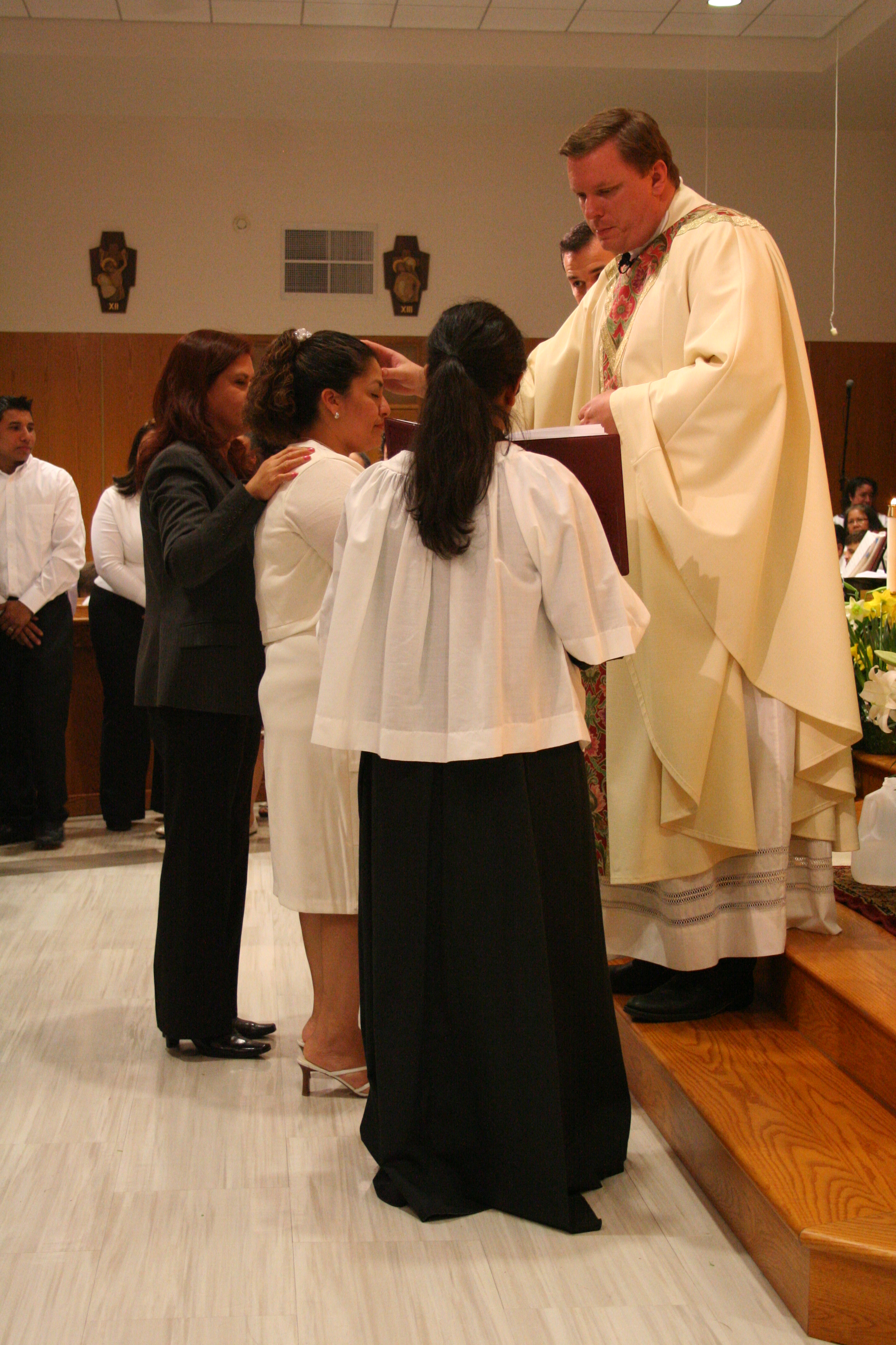 EasterVigil2013 (67).JPG