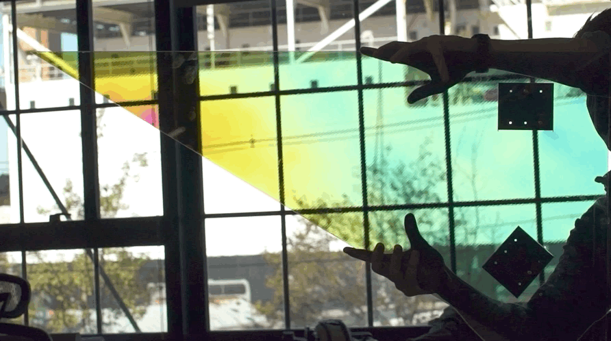 PhotoelasticPanel-3.gif
