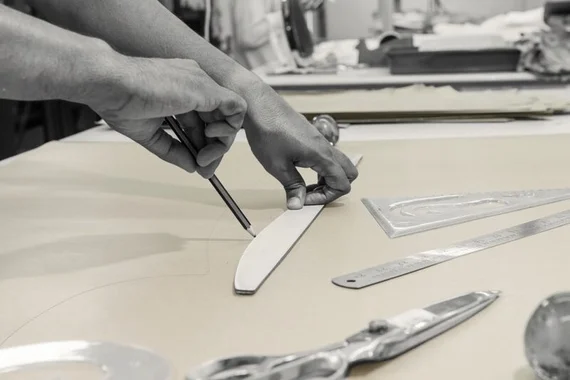 Depending on the client’s needs patterns will be adjusted after the fitting. If the client has a bespoke fitting, the process can take several fittings. (Image 100Hands)