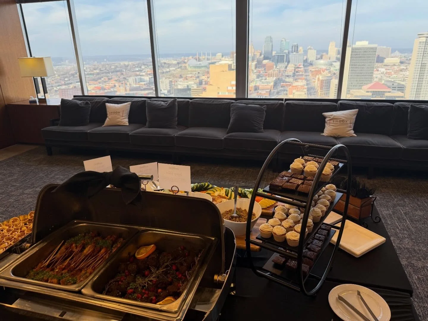 Tis&rsquo; the season to be very busy and we love it!🎄🍽️

We want to give a big shout out to our amazing Chef Kansas City staff for rocking out this holiday season. We&rsquo;re lucky to have such a fun and dedicated team! 

We have a few final cate