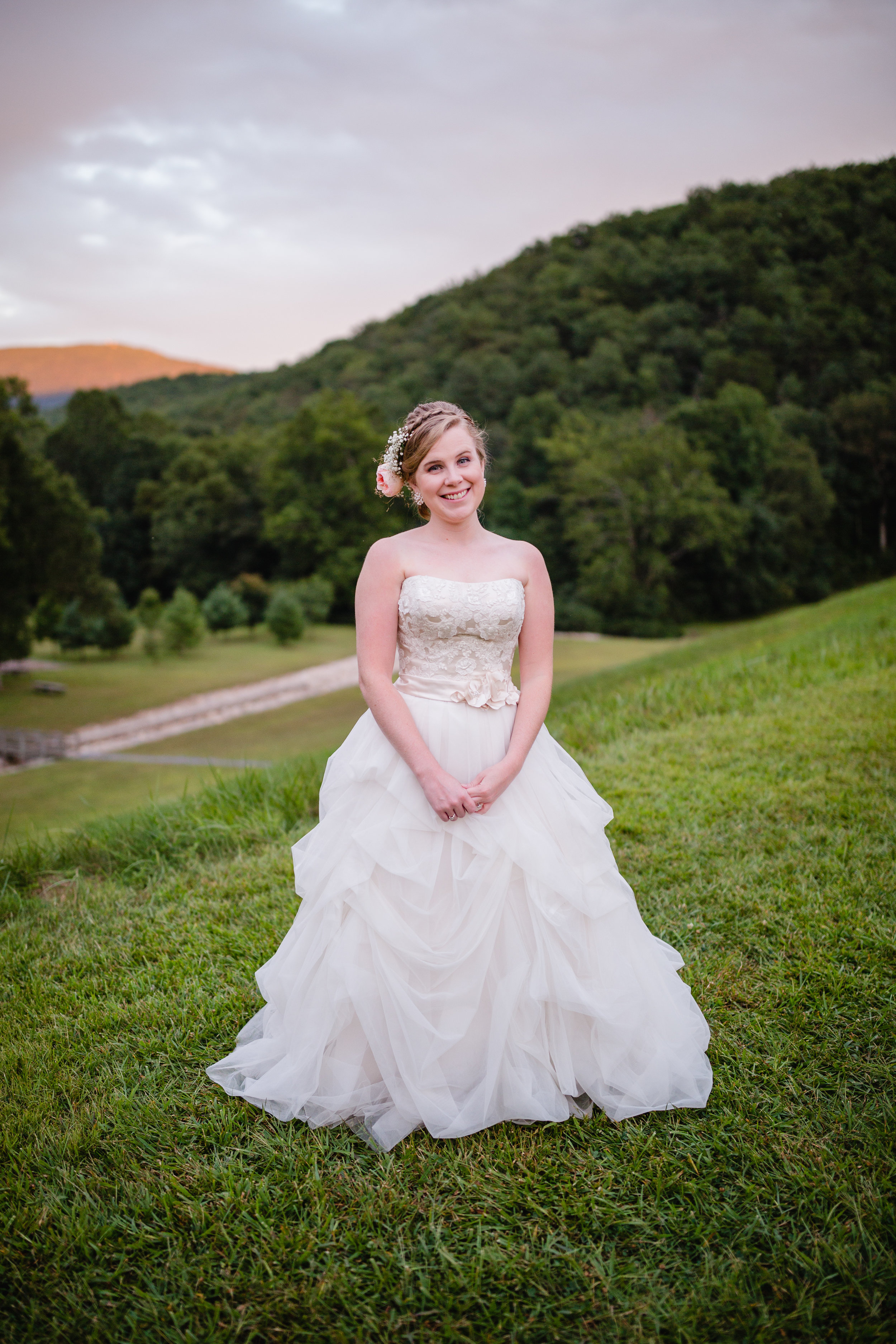 Emily_Barrett_Bridals_Sarah_Tau_Photography_2016_153.jpg