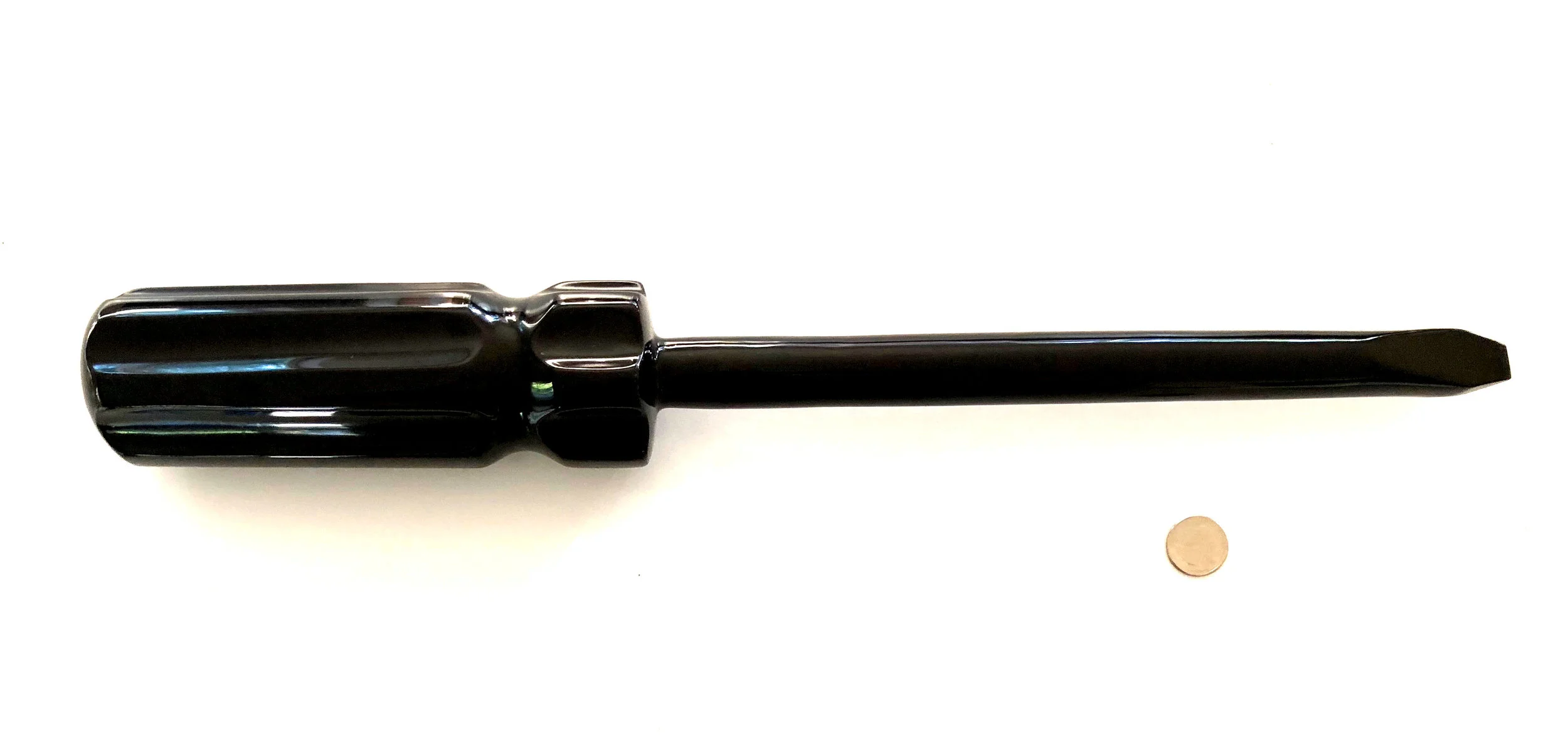 KL_The ScreweDriver-Mega_BlackMarble_55x6x6cm_01.jpg
