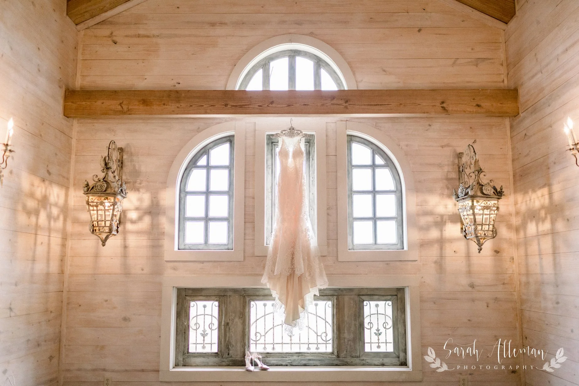 SarahAllemanPhotography4-6-19-7_WEB.jpg