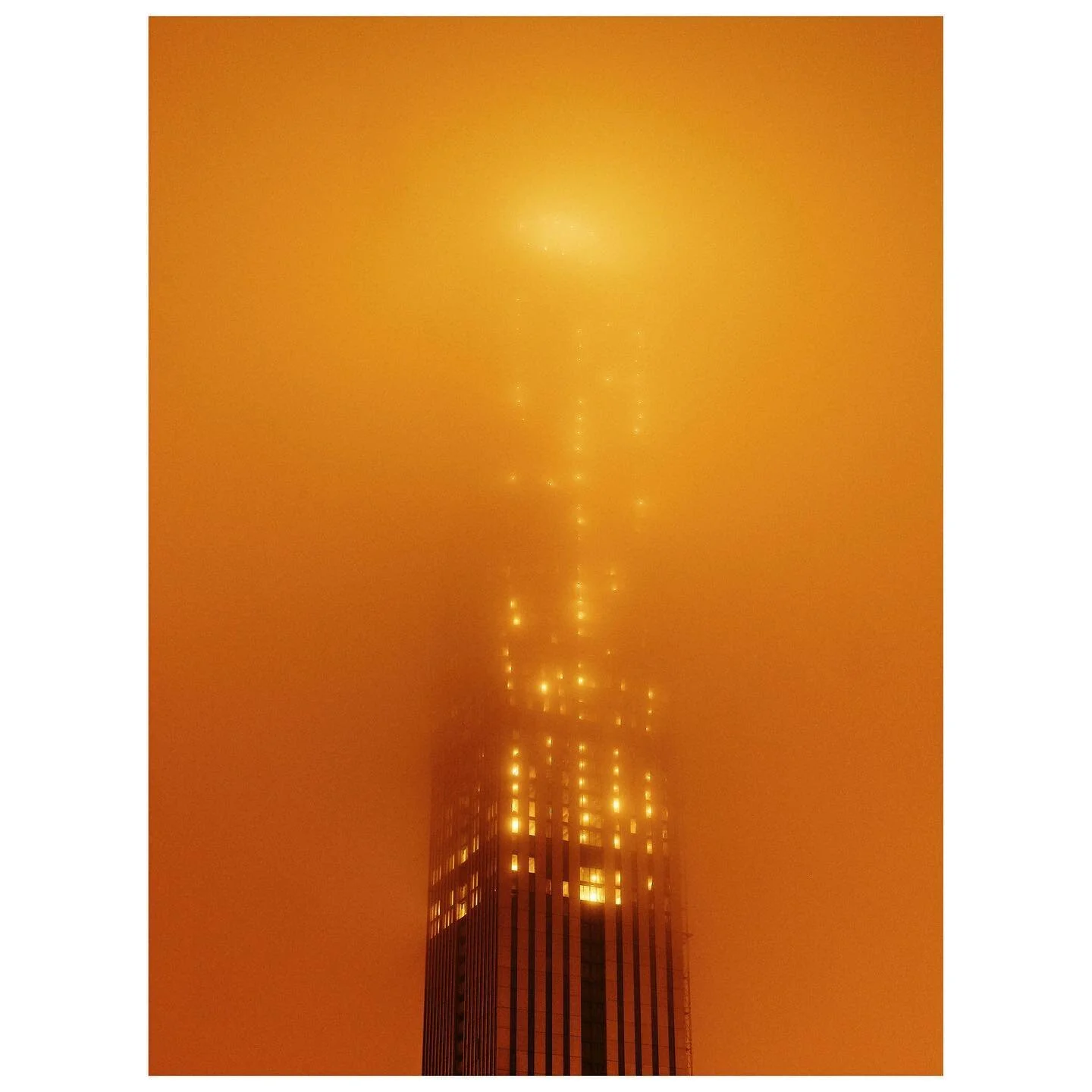 KARLATORNET 2049

Joi: Mere data makes a man. A and C and T and G. The alphabet of you. All from four symbols. I am only two: 1 and 0.

'K': Half as much but twice as elegant, sweetheart.

&mdash; Blade Runner 2049

#bladerunner2049 #bladerunner #bla