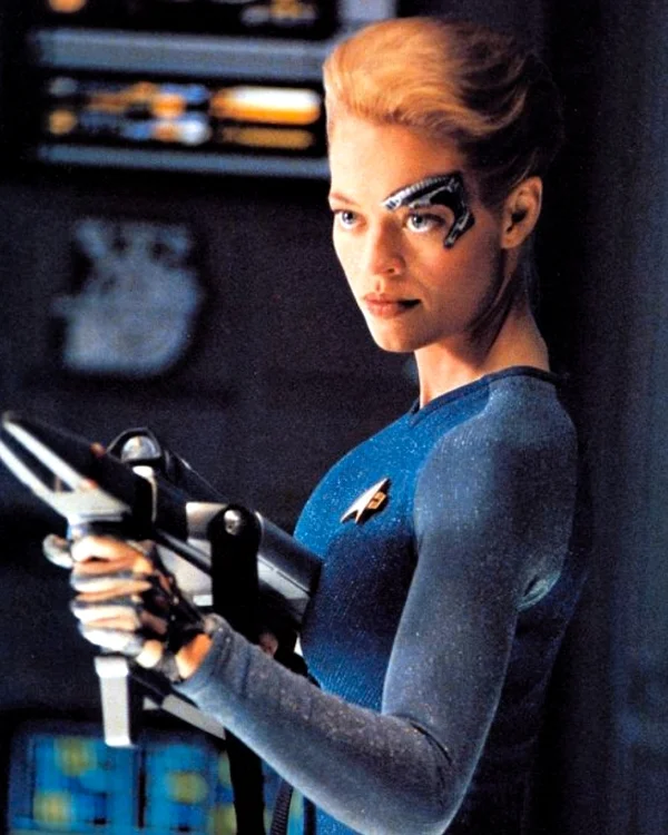 Super Nerd Post - Star Trek: Voyager