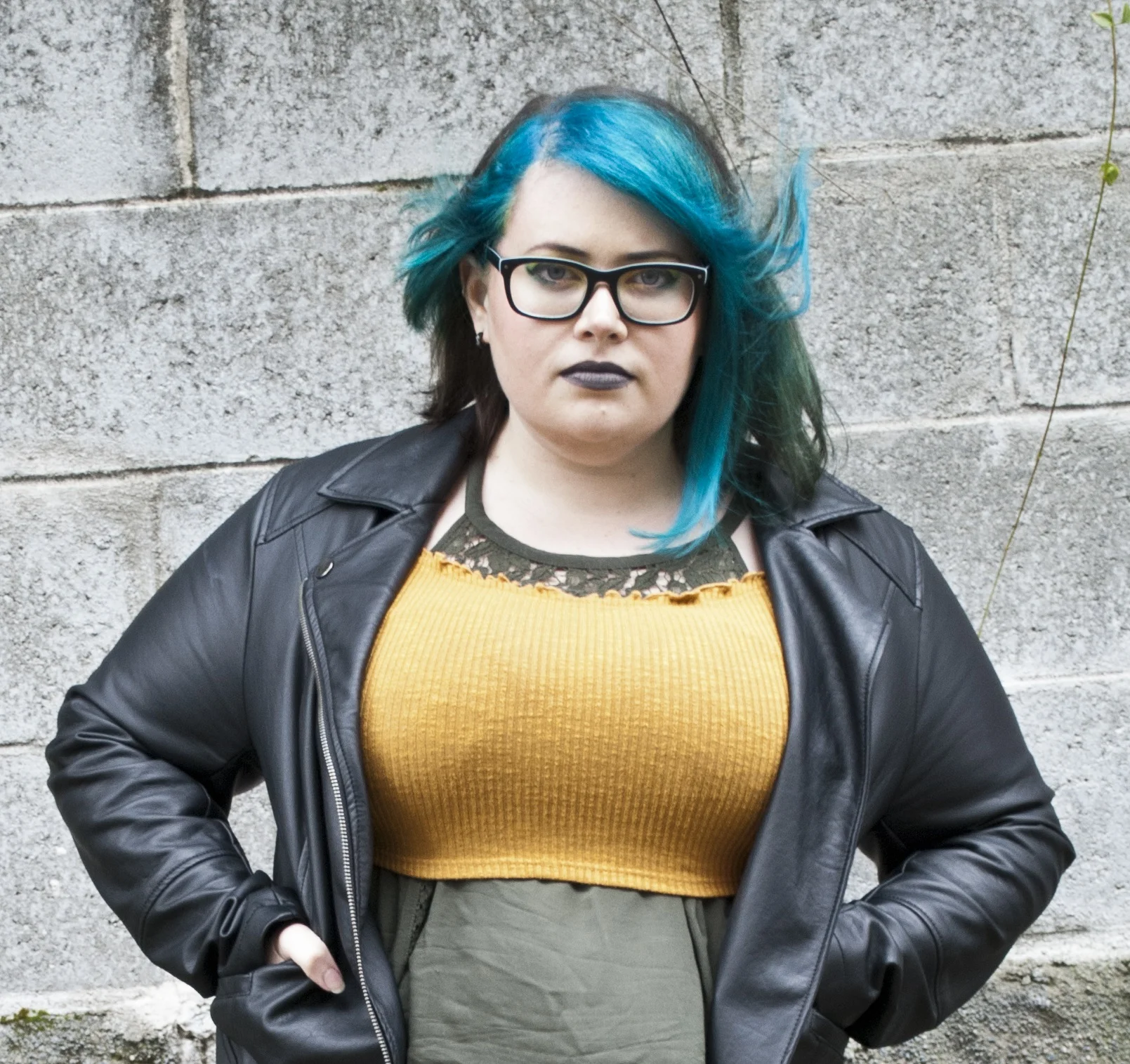 Manybooks featured interview with Tess Adair!