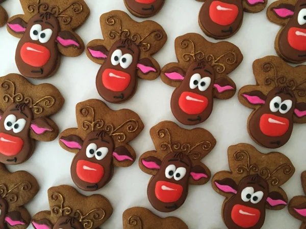 Christmas - whimsical reindeer 03.jpg