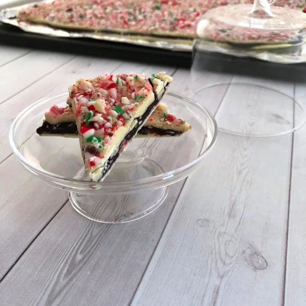 Layered Peppermint Bark 02.jpg