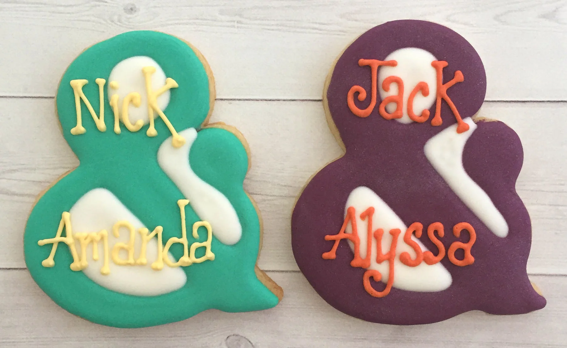 Personalized Ampersand Cookies