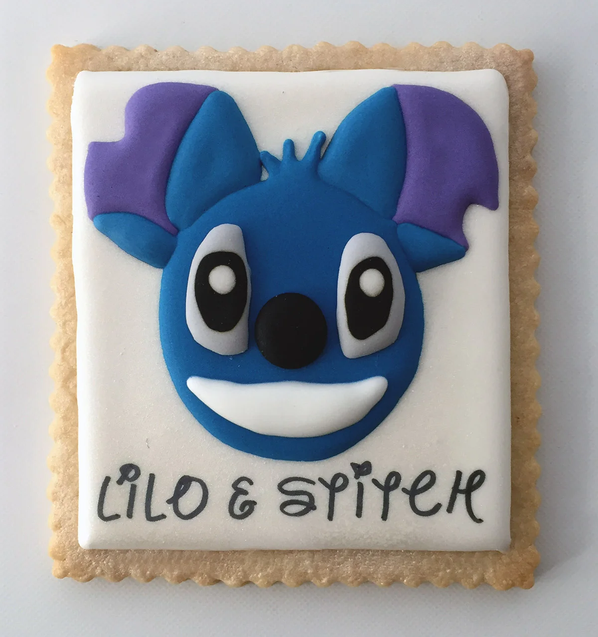 Disney "Lilo and Stitch" Cookie