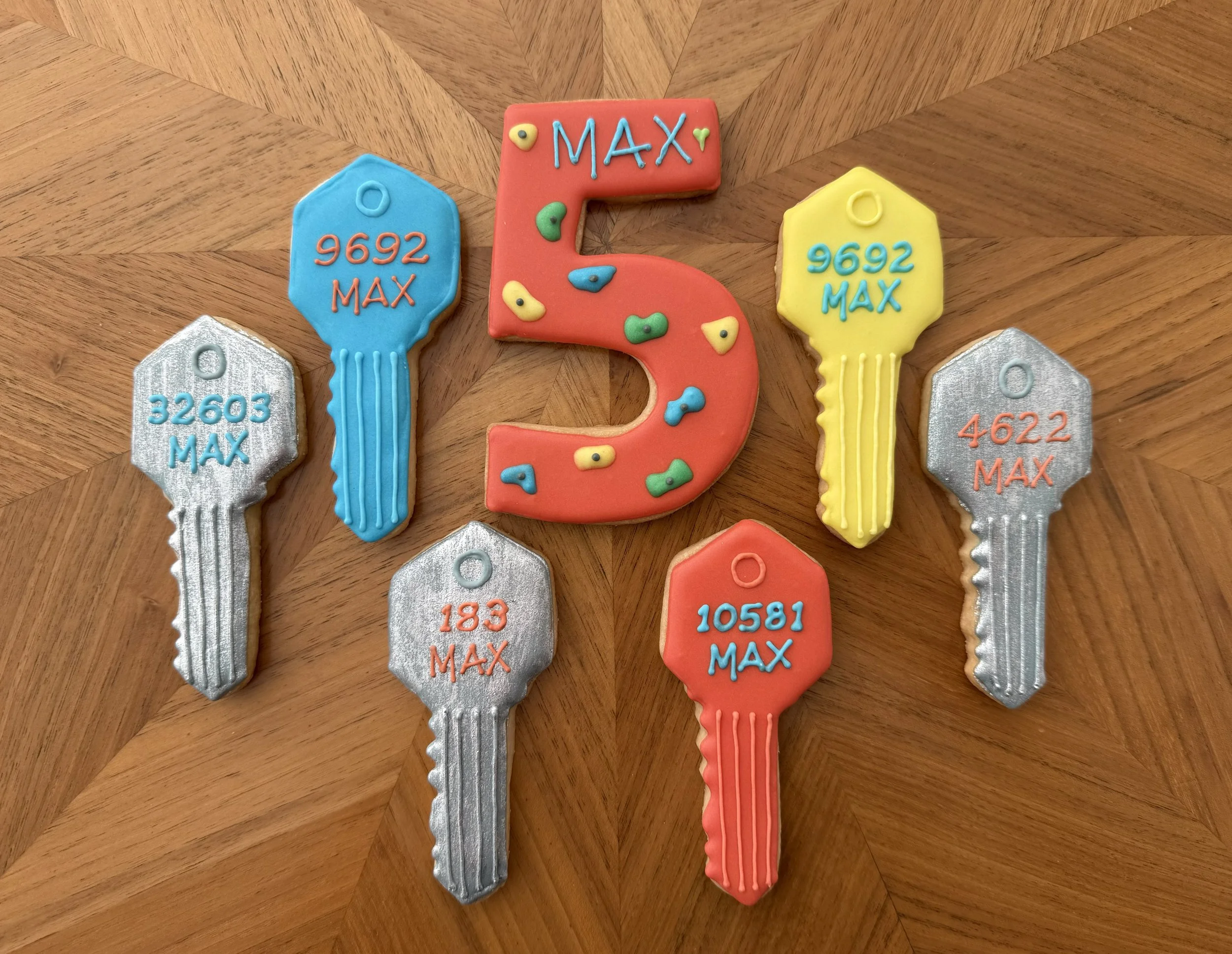 KEYS, number 5 Max 01.jpg