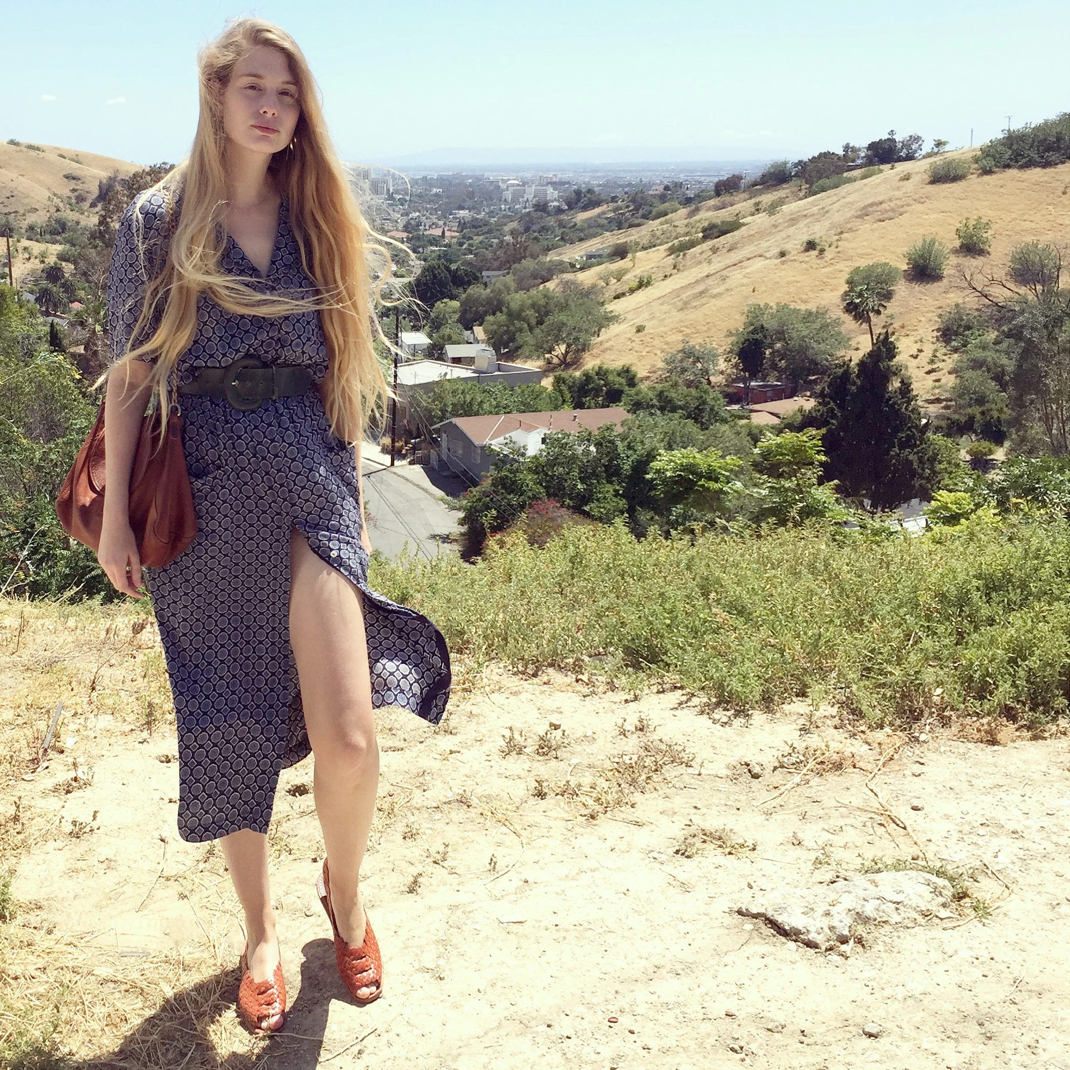 wearing one of my favorite dress, thrifted of course. adding a belt for a change even though i love it loose