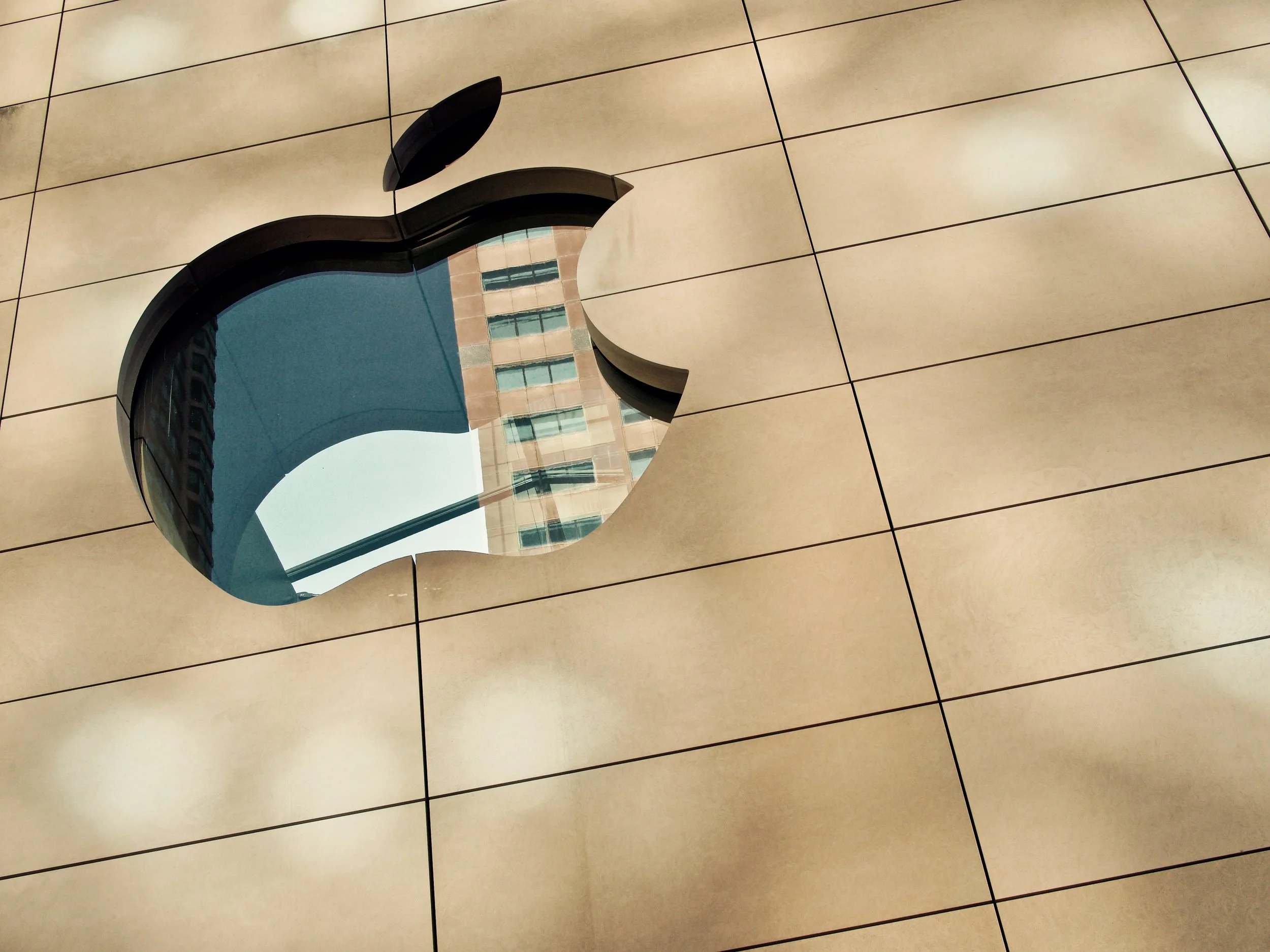 Apple North Michigan Avenue – Day 178