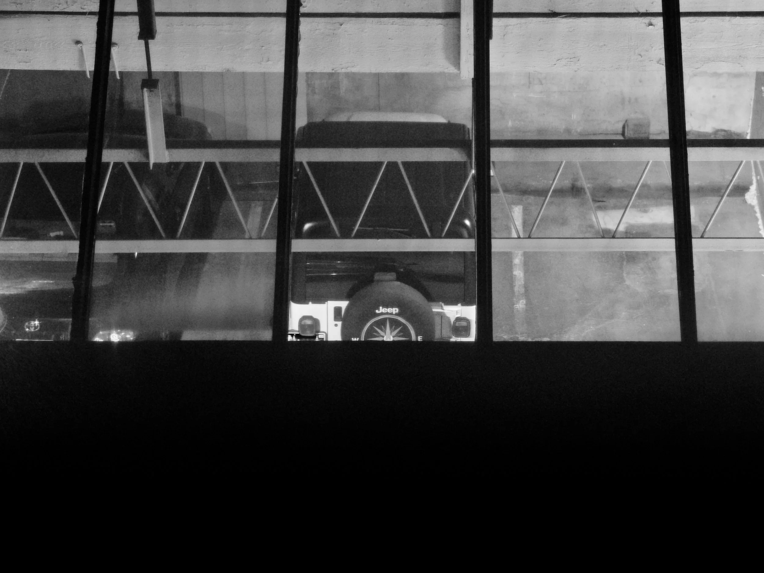Jeep – Night 224
