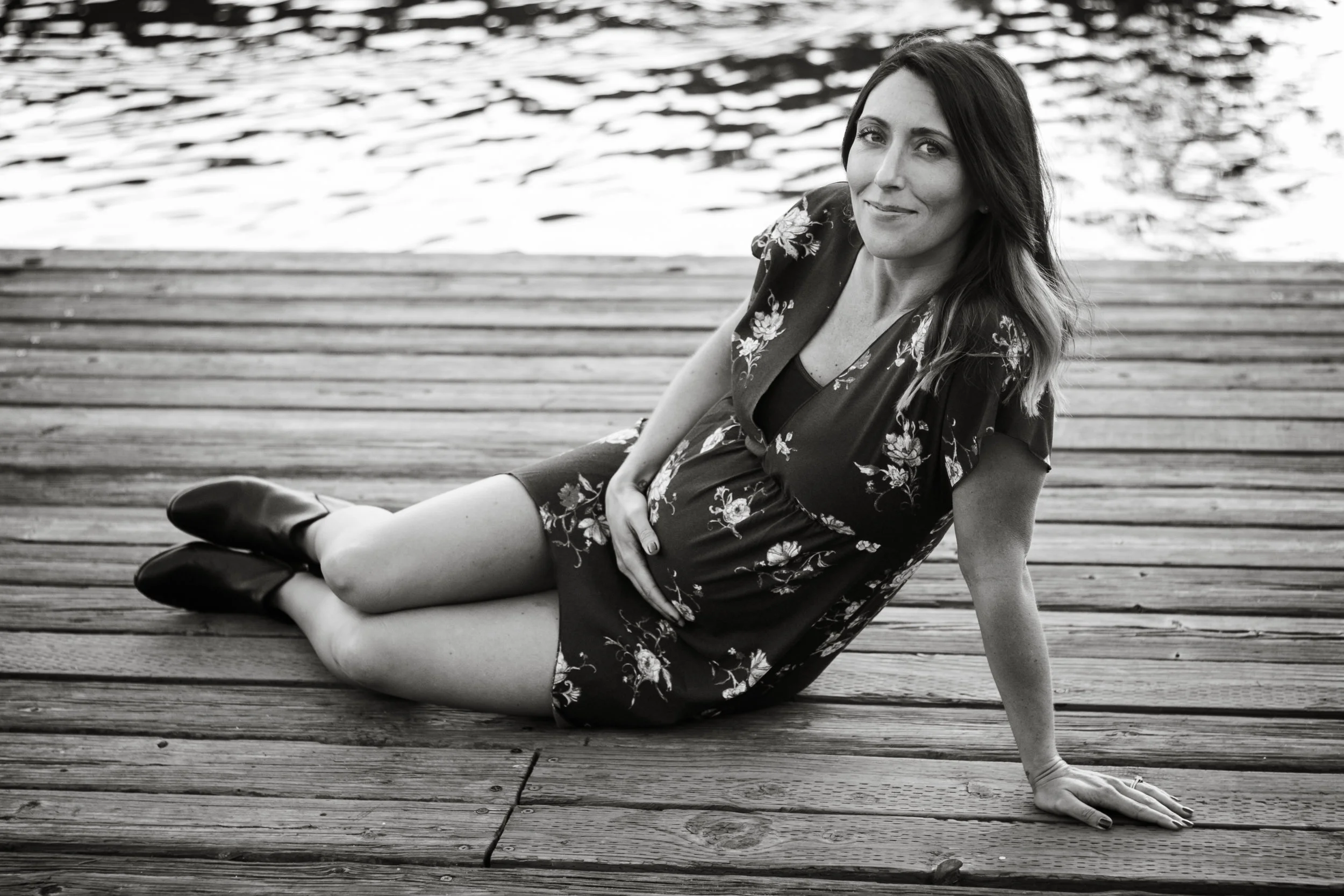 Pregnancy + Petit Family Shoot