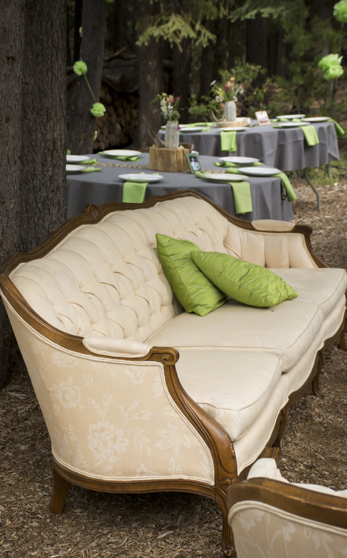 upholstered+seating+sofa+tufted+event+rental+Bend+Oregon1.jpg