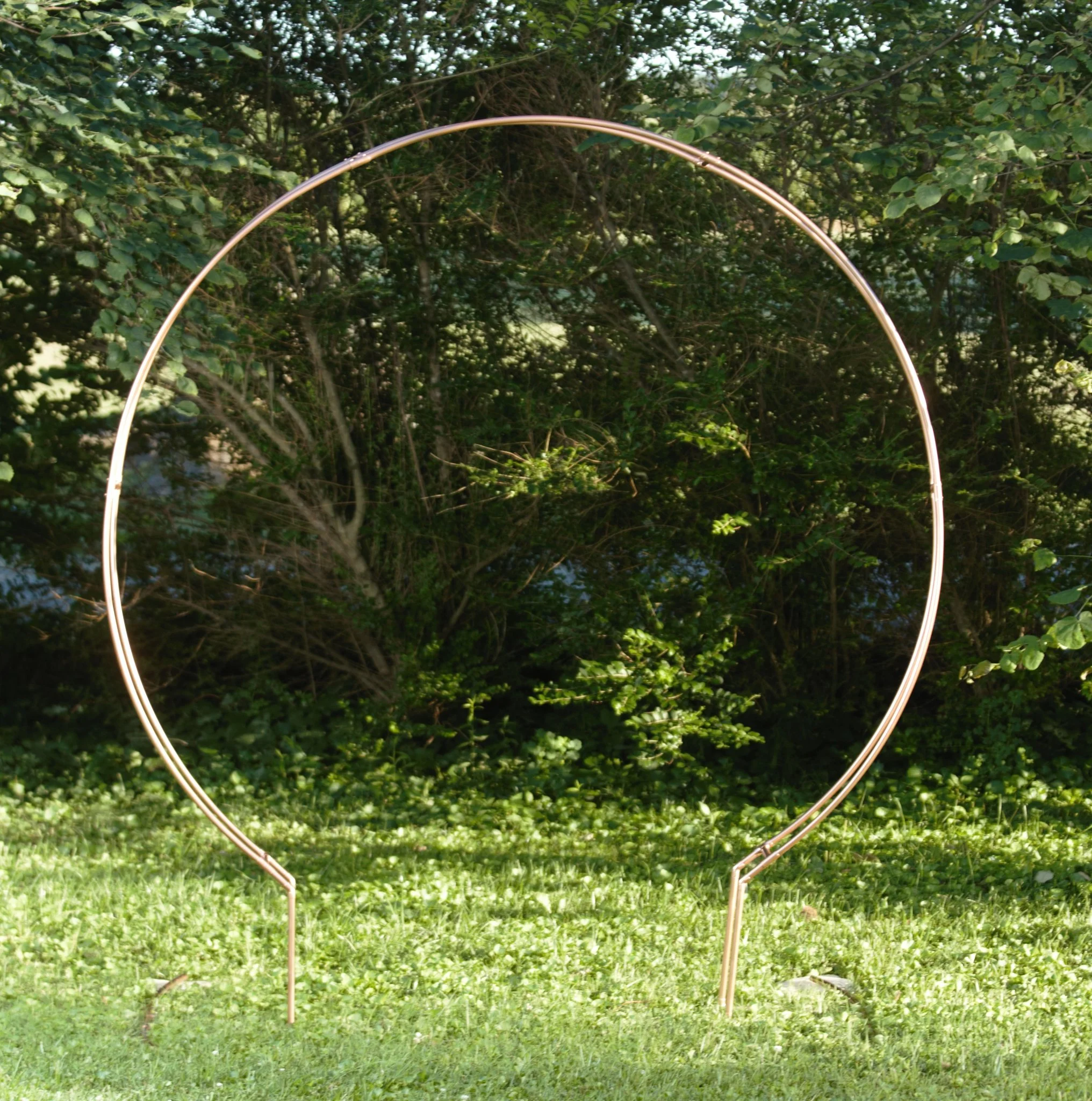 copper+arbor+arch+round+ceremony+florals+wedding+rental+Bend+Oregon+Curated.jpg