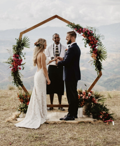 heptagon+geometric+wood+arbor+arch+altar+wedding+event+rentals+Bend+Oregon+Curated.png