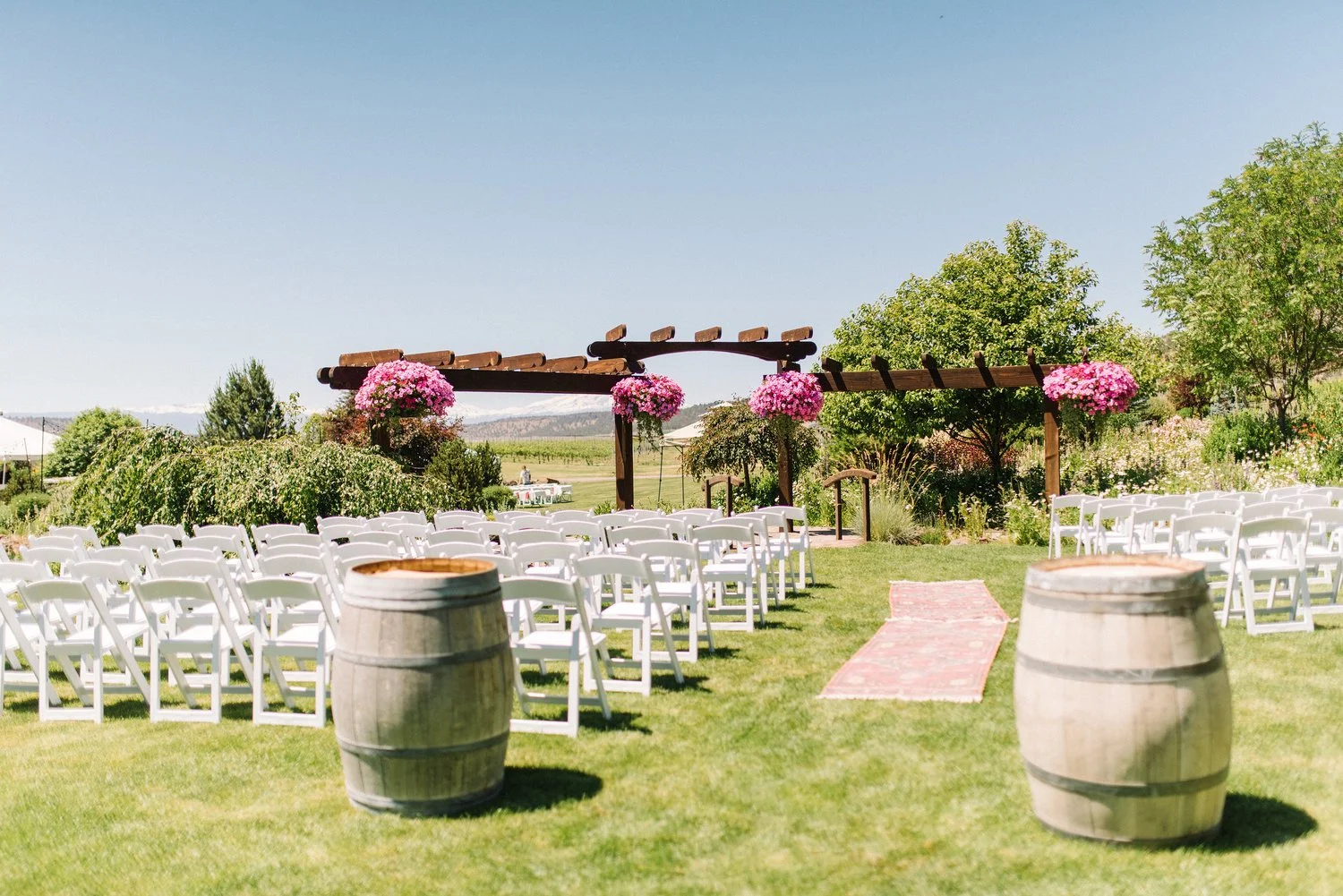 curated+event+rentals+Bend+Oregon+wedding+bohemian+runner+rug+wedding+aisle.jpeg