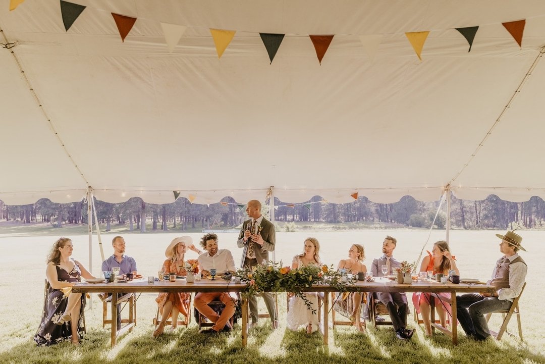 Throw two of our 6ft Tumalo Farm Tables together for the perfect head table! Each varies slightly and has a unique, rustic appearance!

@juliadukephoto
@theindigobride
@polecreekranchweddings
@crafted.life
@bendpartyrentals
@dasfluf.co
@idascupcakeca