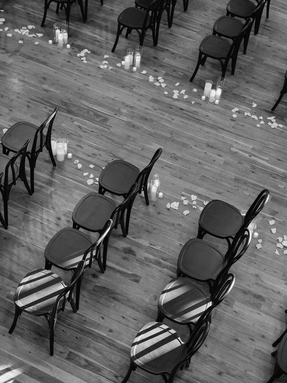 Our Black Butte Bentwood Chairs are the perfect addition to your event! Pair them with any of our farm tables for a classic, elegant vibe!
⠀⠀⠀⠀⠀⠀⠀⠀⠀
@akevents_co
@sunriverresort
@emilybphotoco
@posie_shoppe
@eventrentalsbyb