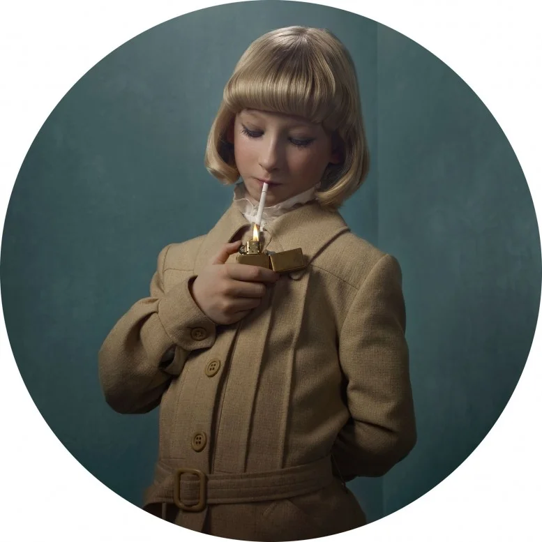 frieka_janssens_smoking_kids_6