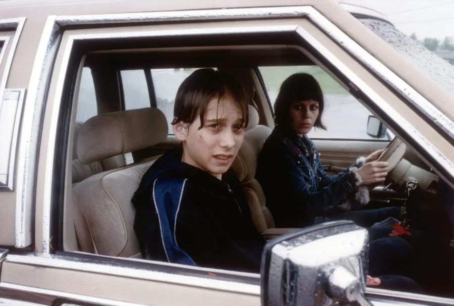Lou Taylor Pucci and Fairuza Balk in Personal Velocity (2002)