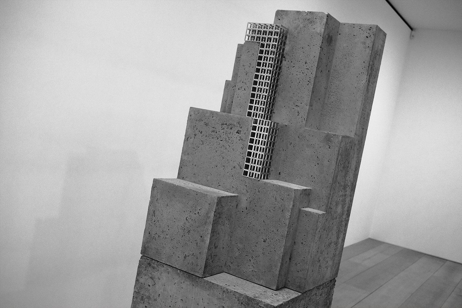 Carol Bove at David Zwirner 12.jpg