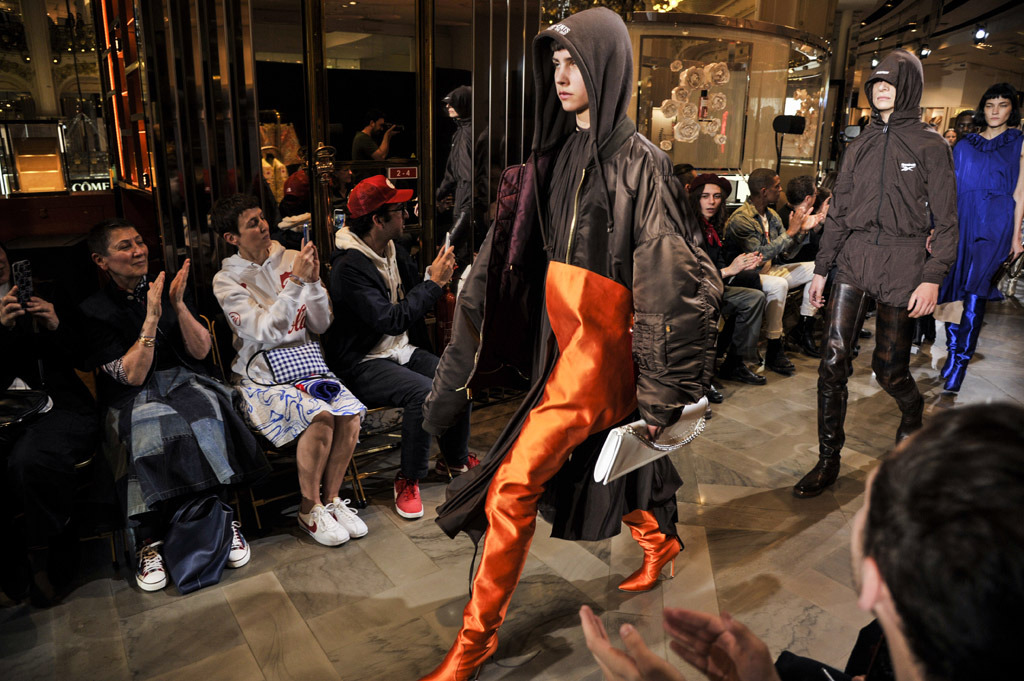 FASHION REVIEW] Vetements Couture Spring 2017 Collection