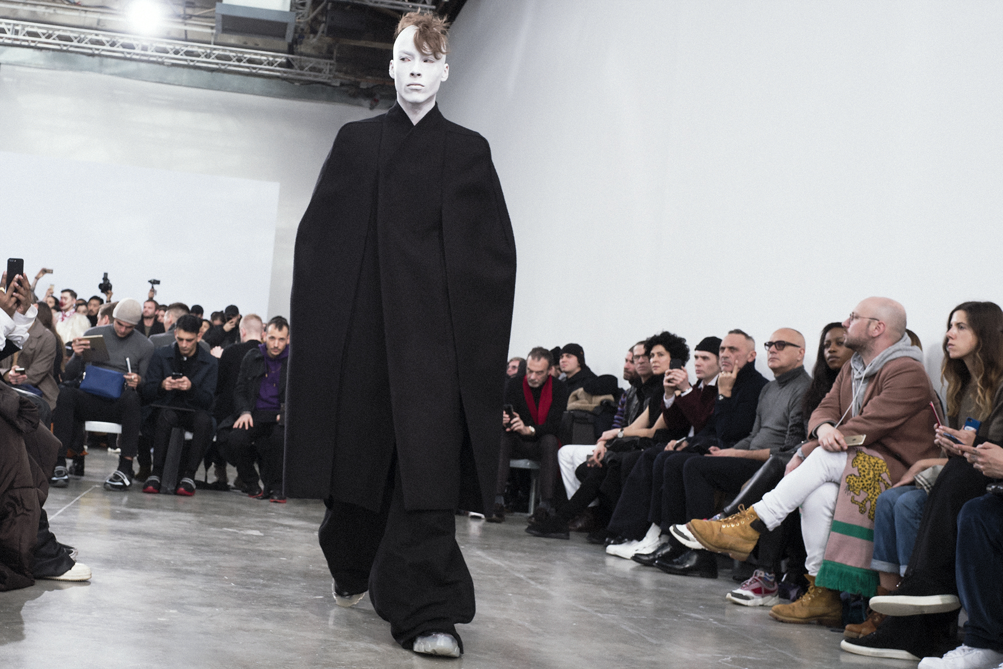 Rick Owens PMFW18_08.jpg