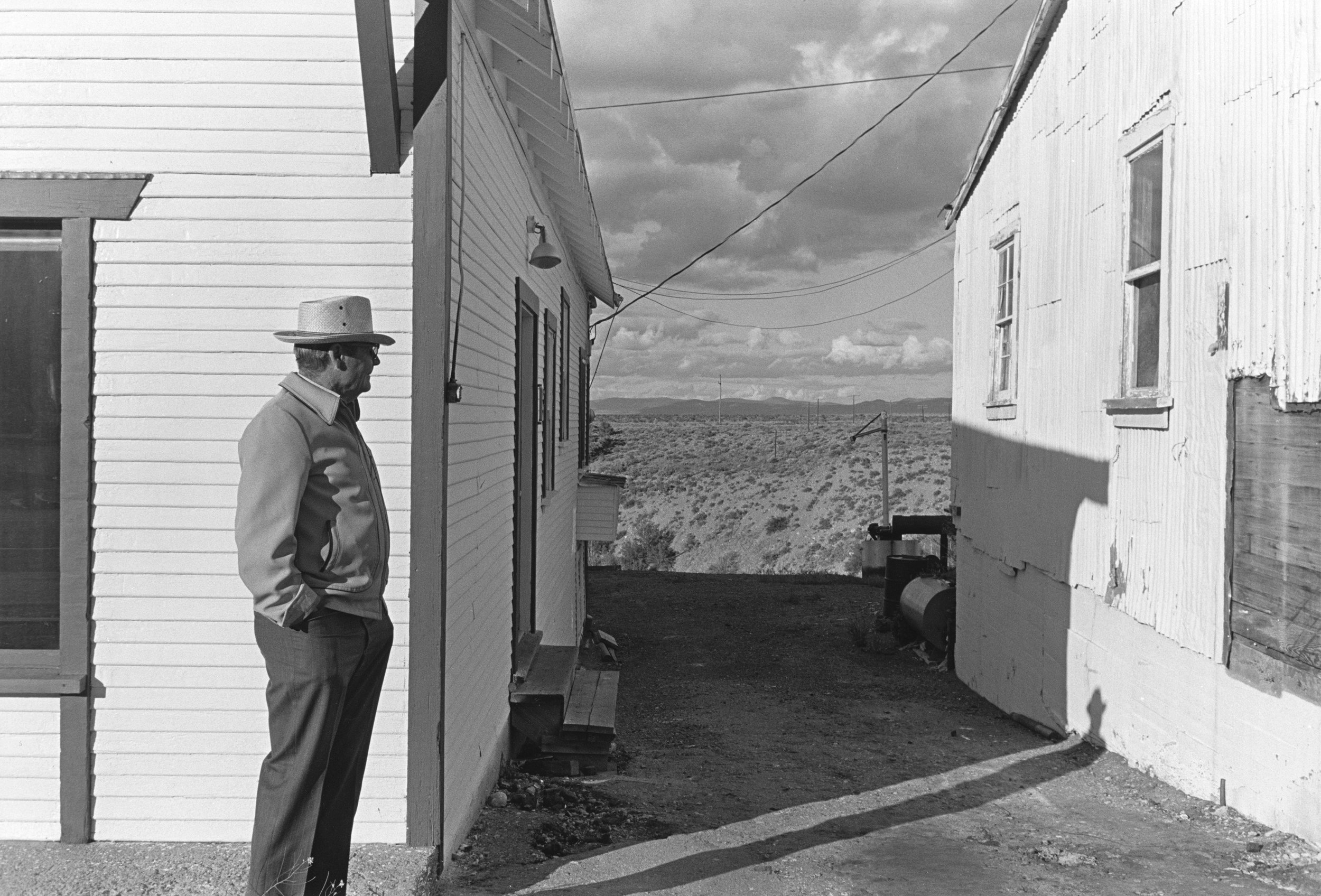  Henry Wessel Nevada, 1975 © Henry Wessel; courtesy Pace/MacGill Gallery, New York 