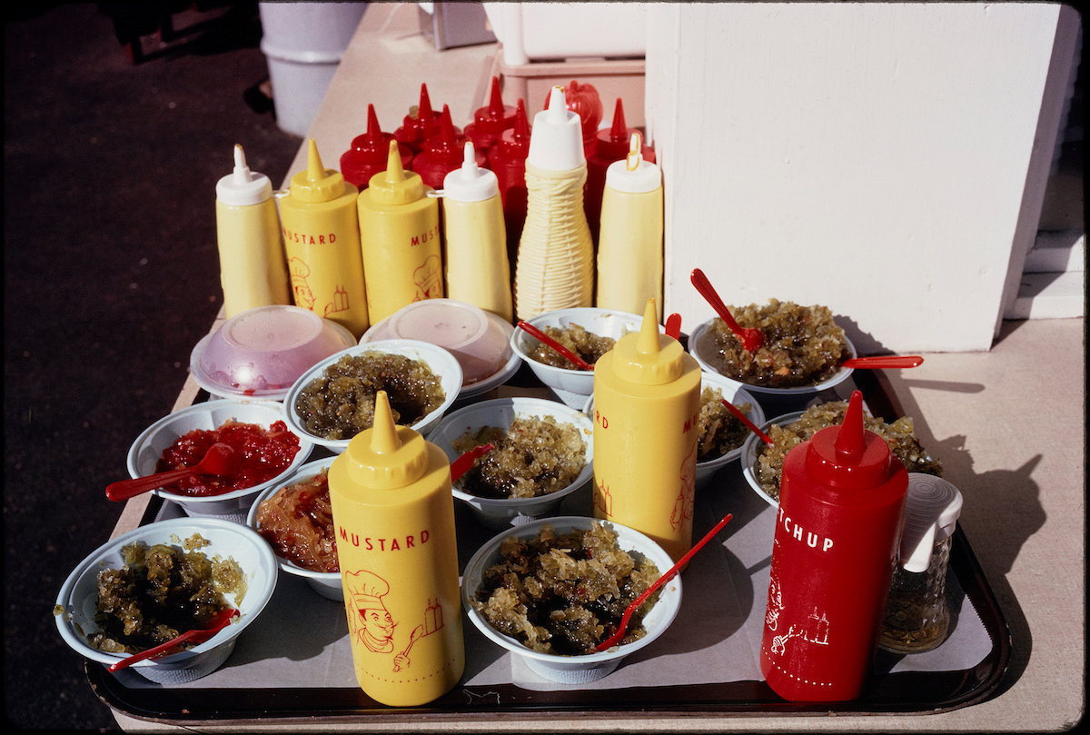  Garry Winogrand (American, 1928-1984). Untitled (Cape Cod), 1966. 35mm color slide. Collection of the Center for Creative Photography, The University of Arizona. © The Estate of Garry Winogrand, courtesy Fraenkel Gallery, San Francisco 