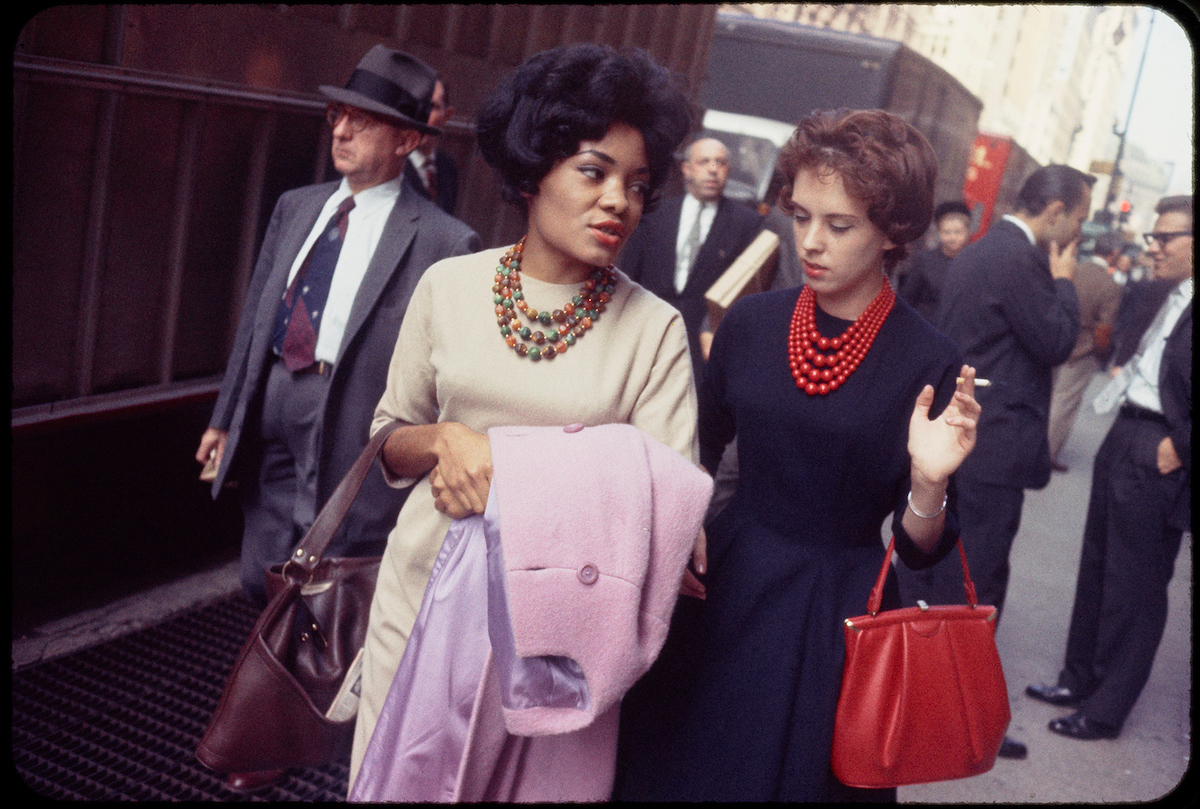  Garry Winogrand (American, 1928-1984). Untitled (New York), circa 1965. 35mm color slide. Collection of the Center for Creative Photography, The University of Arizona. © The Estate of Garry Winogrand, courtesy Fraenkel Gallery, San Francisco 