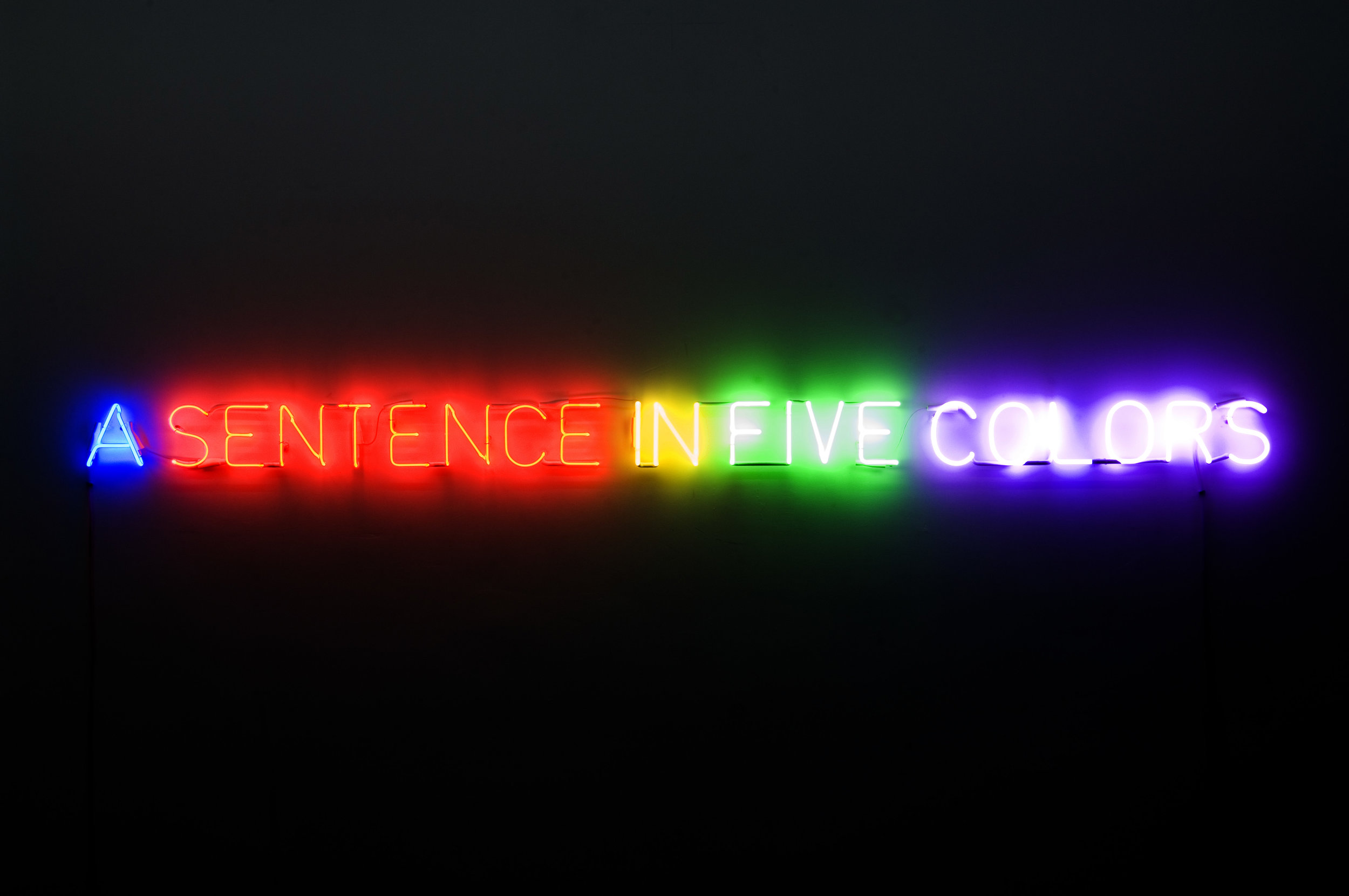   Joseph Kosuth  Self-defined in five colors   , 1966  Neons 13 x 233 x 3 cm Collection Fondation Louis Vuitton, Paris. © Adagp, Paris, 2019 Picture: Courtesy Galerie Almine Rech Paris 