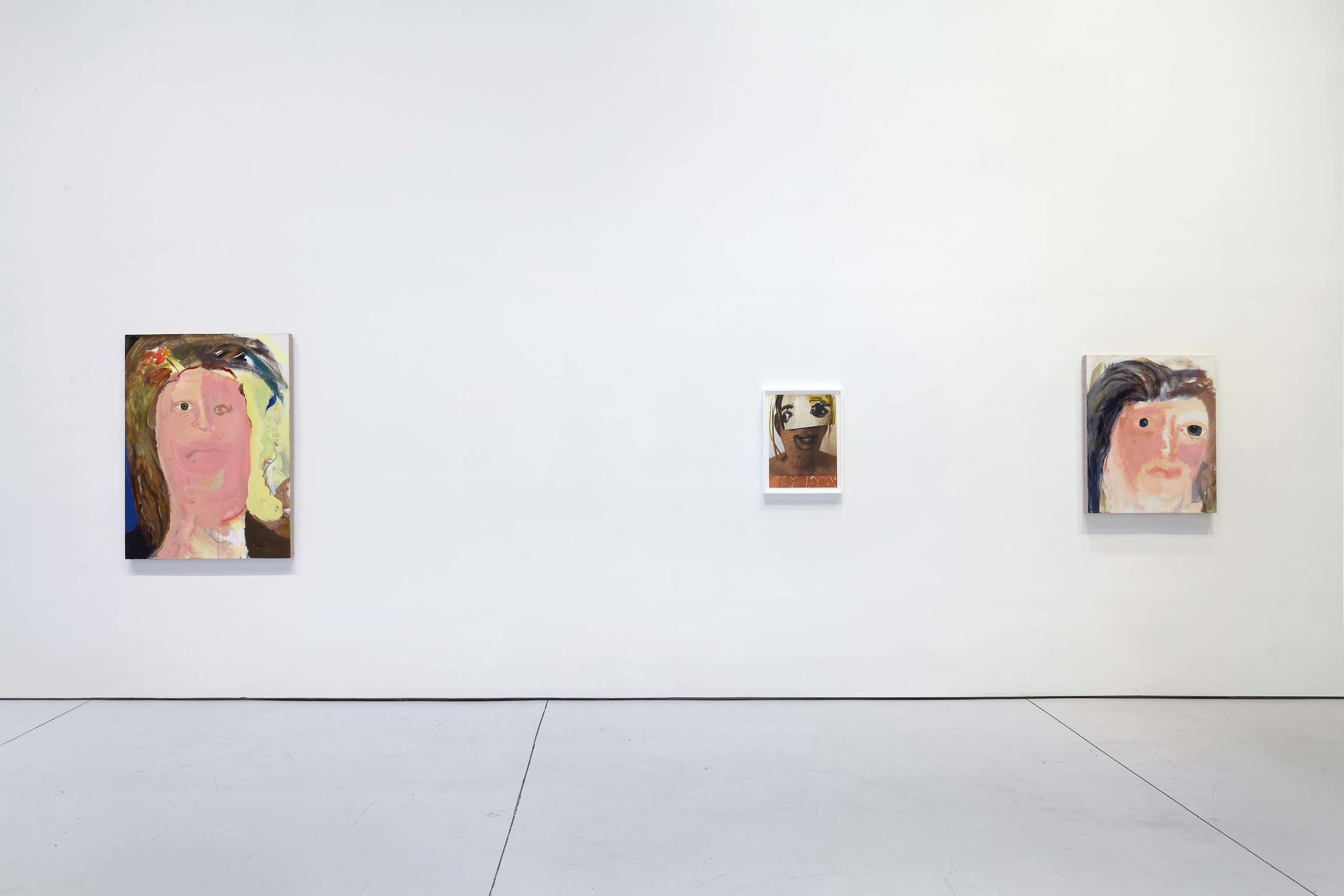  Margot Bergman, “Family Album,” installation view, 2019, courtesy of the artist and Anton Kern Gallery 
